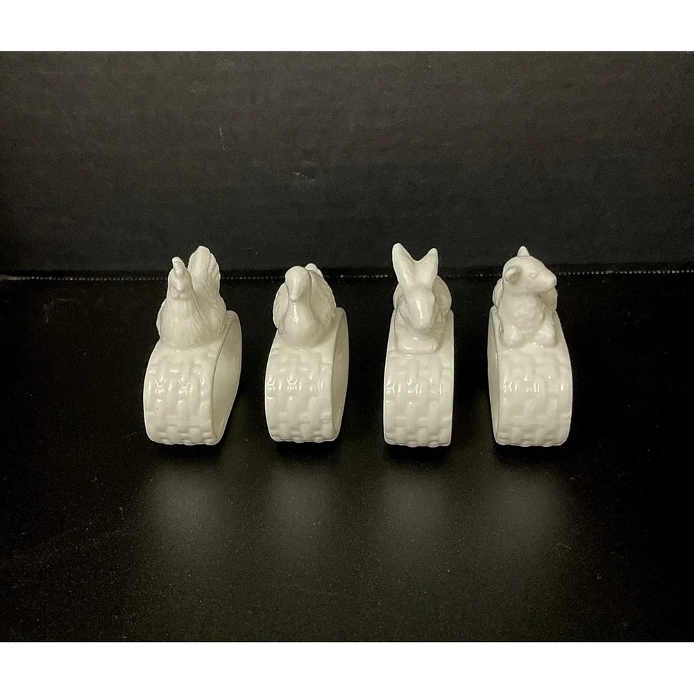 Martha Stewart White Ceramic‎ Napkin Rings Holders Farmhouse Animals Set of 4
